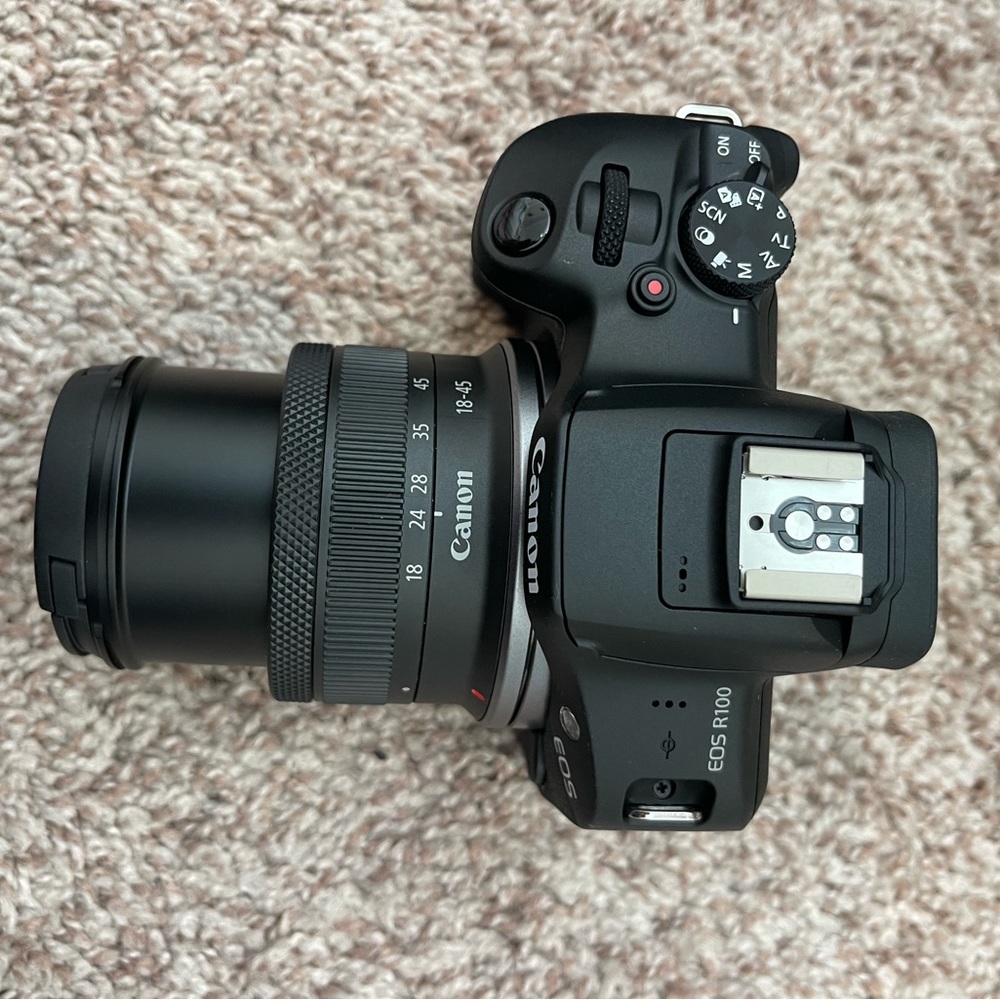 Canon Camera - Picture 3 of 17